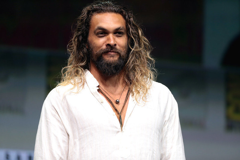 After His Challenging Divorce, Jason Momoa Is Reportedly “Pleading” For A Date With A Famous Star – And You Better Sit Tight Before Seeing Her