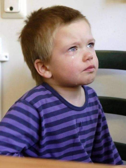 A little boy from Oklahoma was abused by his parents and they gave him up for adoption, but on the first day, he went to the new parents and handed them a letter. What he writes is Gut-Wrenching: – Check the comments