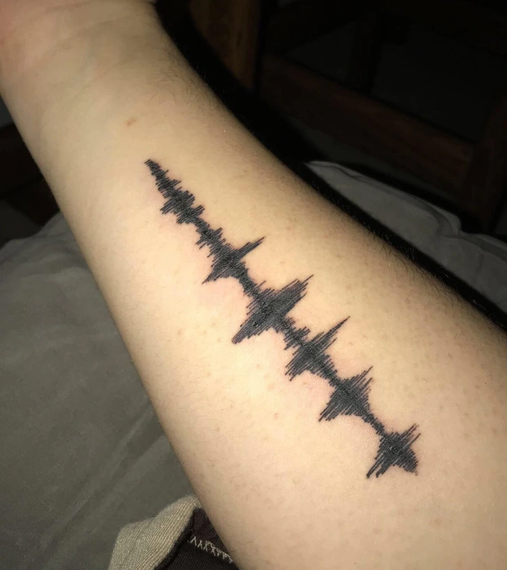 15+ Understated Tattoos with Surprisingly Deep Meaning