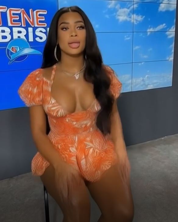 Unexpected Wardrobe Slip Stuns Live TV Viewers—“She Forgot the Cameras Were Rolling”